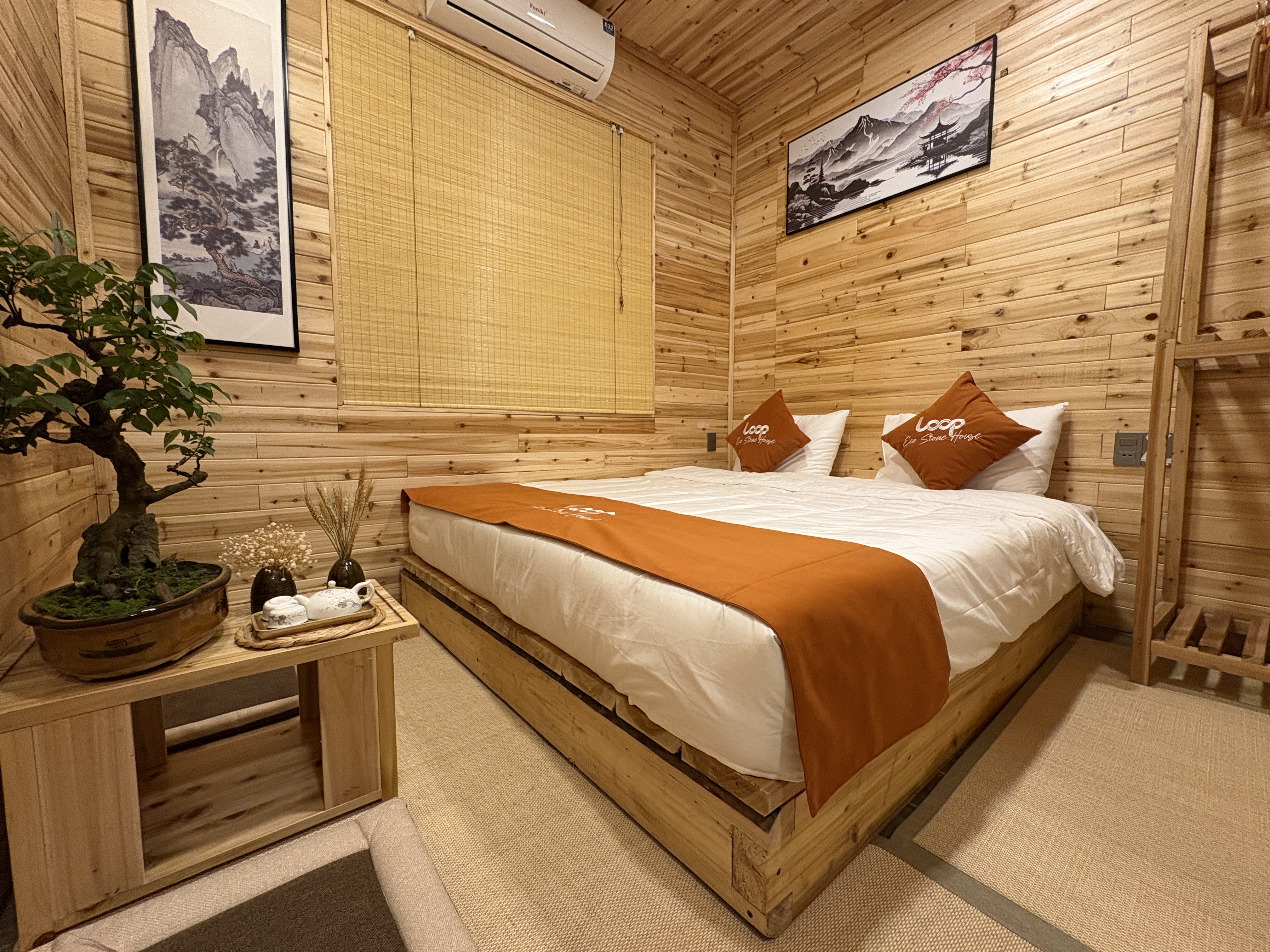 japanes-loop-eco-stone-ha-giang.JPG