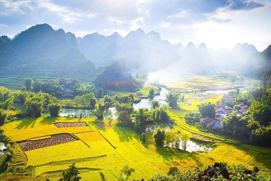 Discover Local Culture Along the Way Discover Local Culture Along the Way