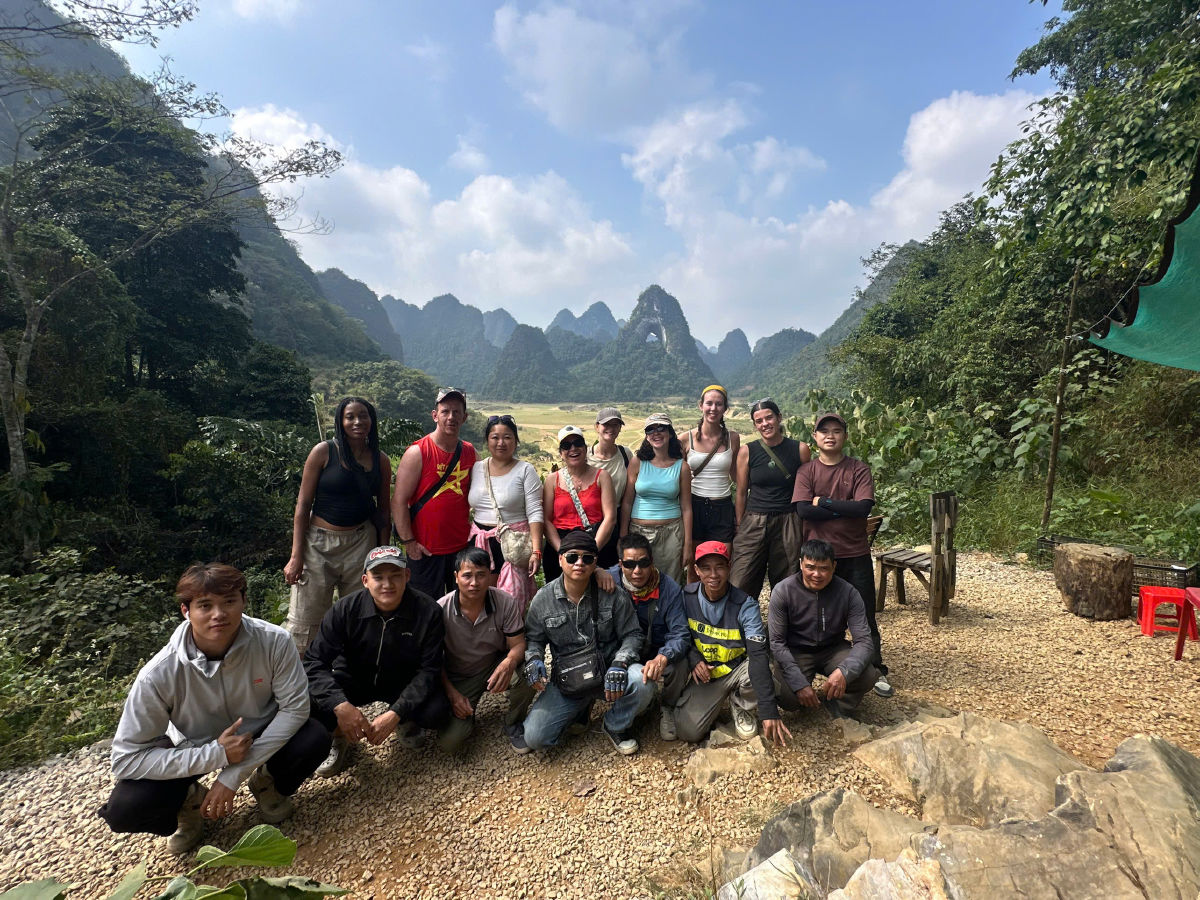 Motorbike-riders-on-a-mountain-road-on-the-Cao-Bang-Loop