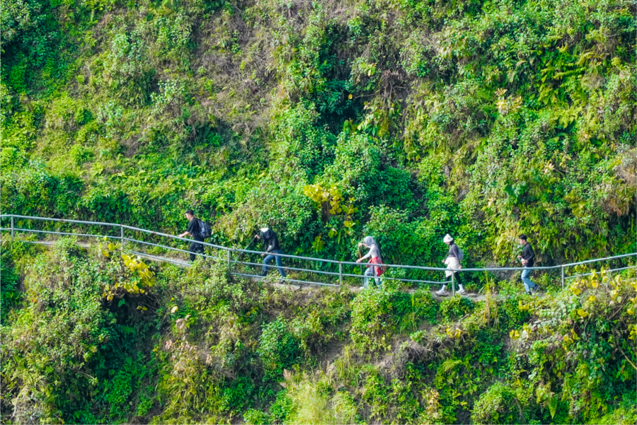 trekking-ha-giang.png