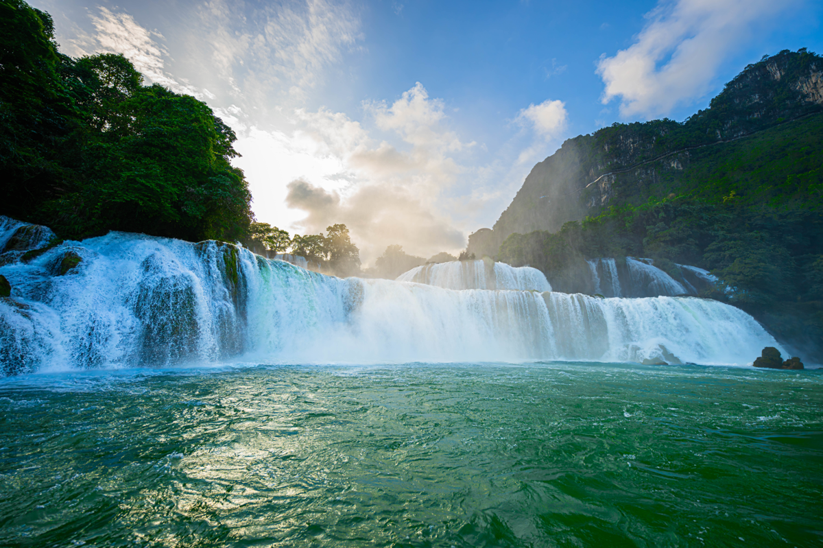 Thác Bản Giốc.jpg