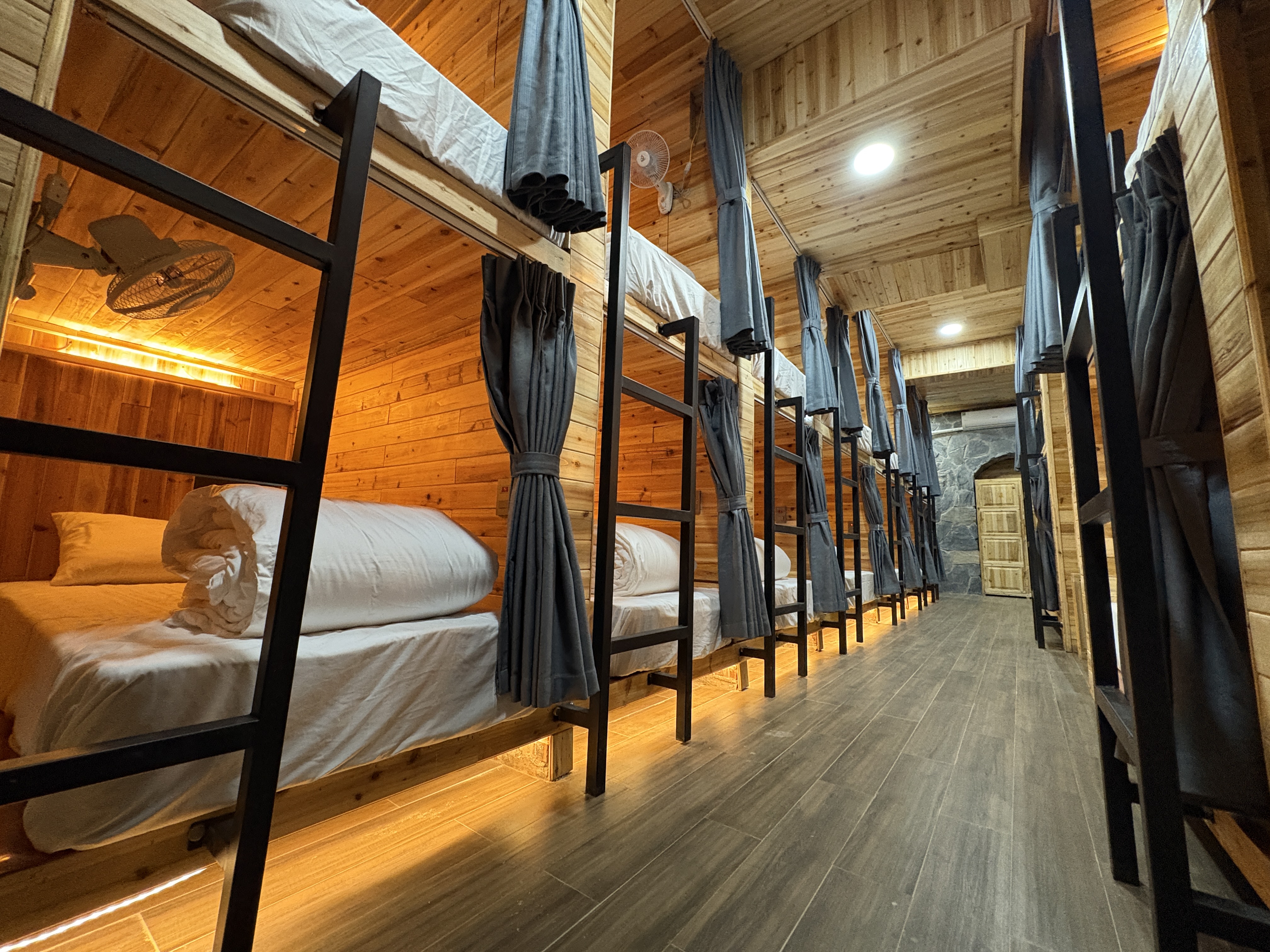 dorm-16-bed-loop-eco-stone-house.JPG