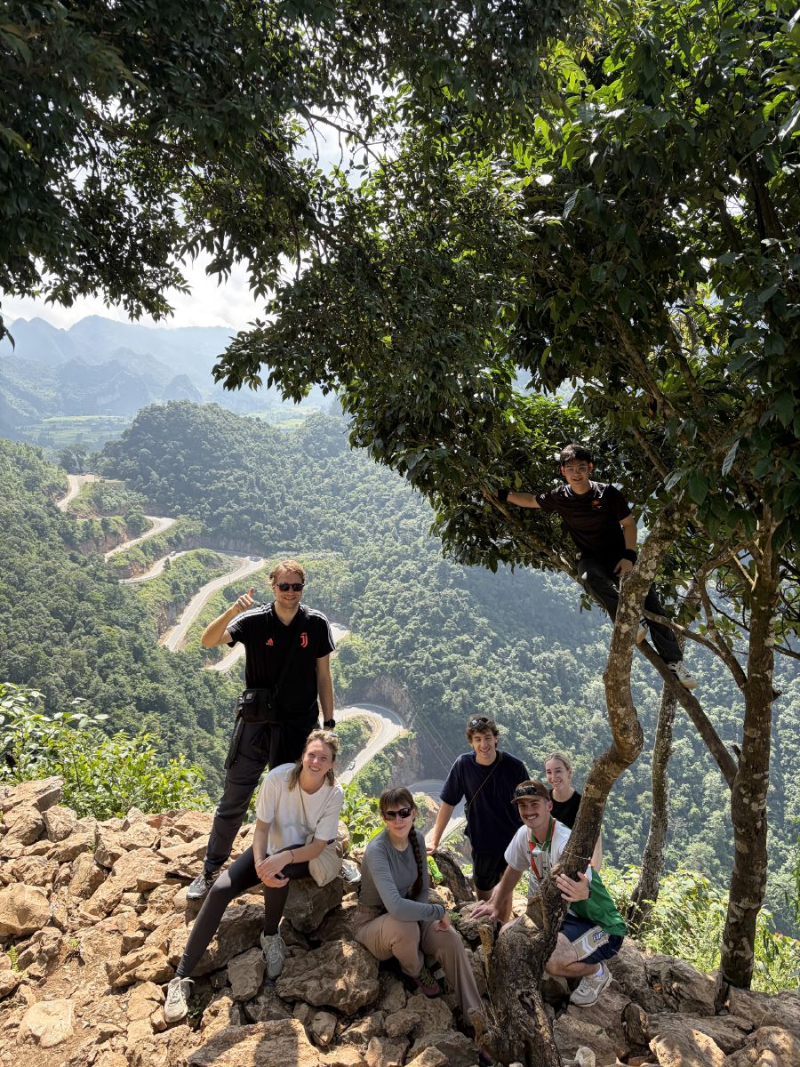 khau coc cha pass switchbacks weather Khau-Coc-Cha-Pass-14-switchbacks-on-the-Cao-Bang-Loop
